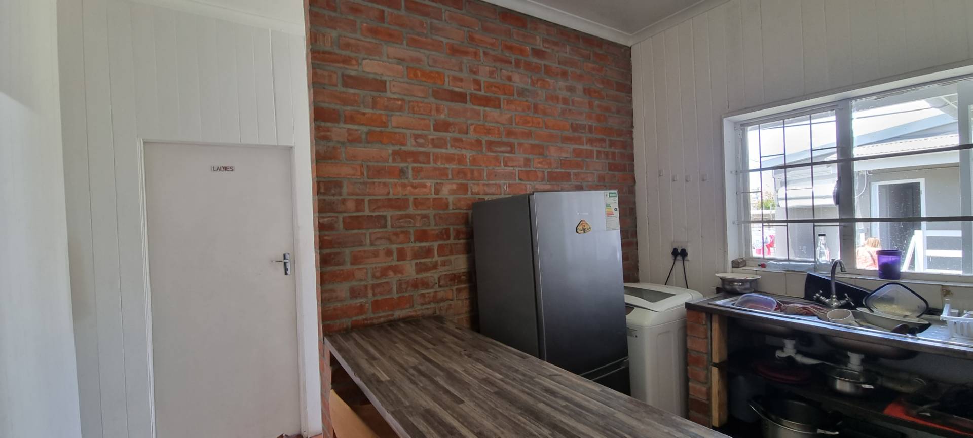 To Let 1 Bedroom Property for Rent in Observatory Western Cape